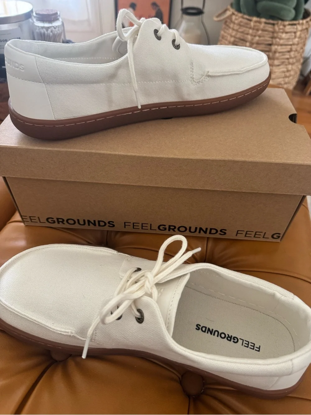 Feelgrounds Men’s Size 11 Gum White Barefoot Docks